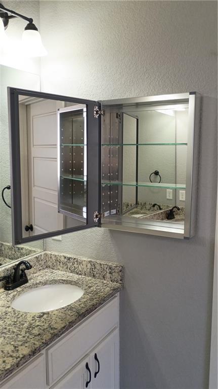 Building Photo - 1610 Sweetbriar Way