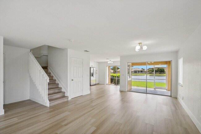 Building Photo - 6224 Reynolds St