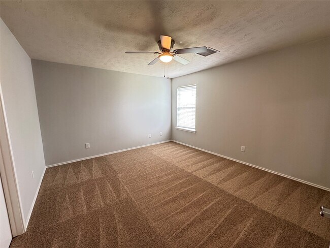 Building Photo - 1402 Grand Prince Ln