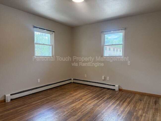 Building Photo - 2814 8th St N