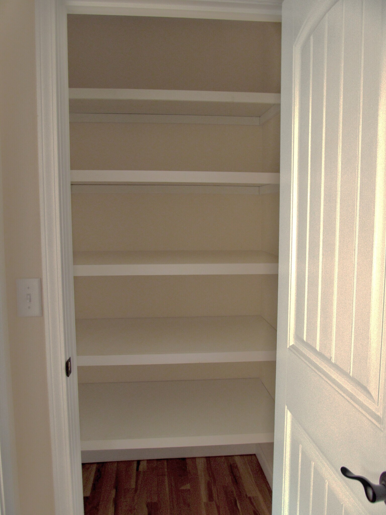 Building Photo - 1830 Lower Ridgewood Blvd