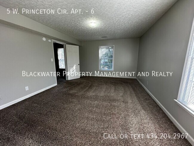 Building Photo - 5 W Princeton Cir Cir