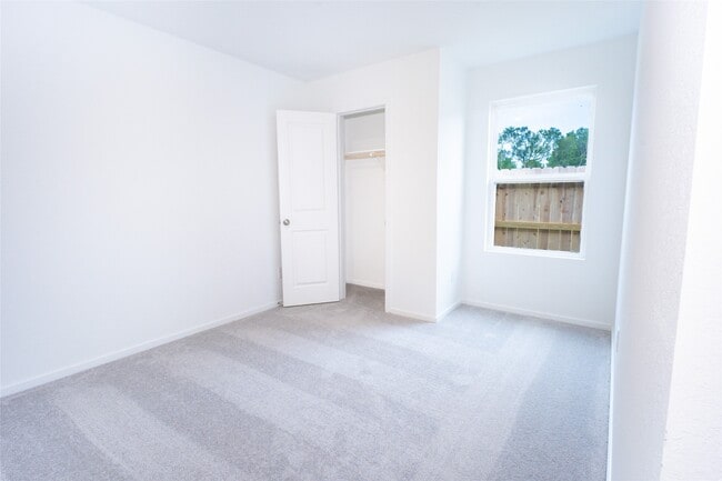 Building Photo - 5610 Shelford Birch Dr