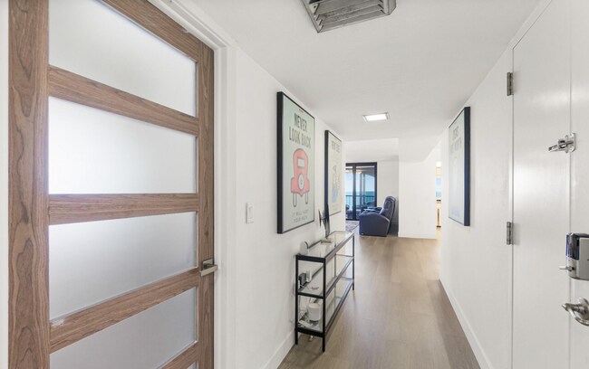 Building Photo - 3003 S Atlantic Ave