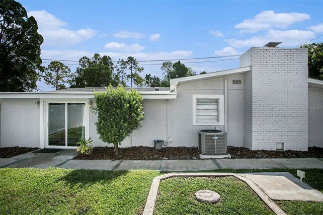 Building Photo - 4602 W Hawthorne Rd