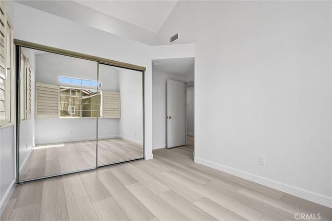 Building Photo - 13635 Almond St
