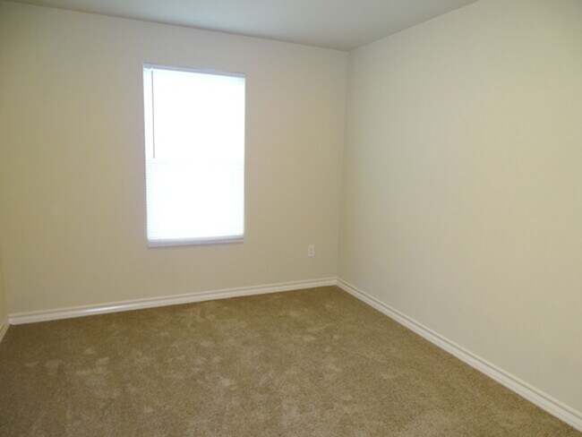 Building Photo - 13911 Annas Way #101, San Antonio, TX. 78233