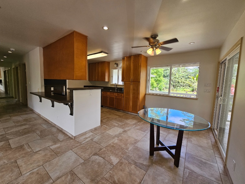 Building Photo - 15-1331-1331 24th Ave