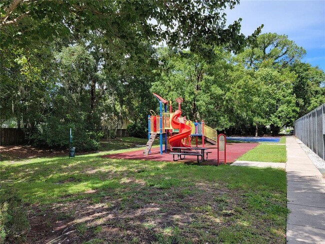 Building Photo - 6416 NW 36th Ter