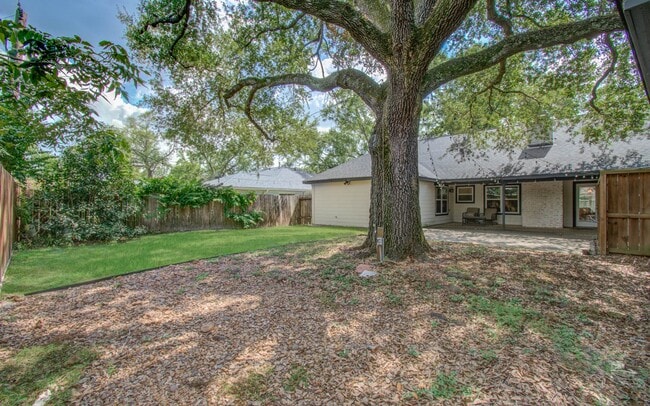 Building Photo - 18006 Bambridge Dr