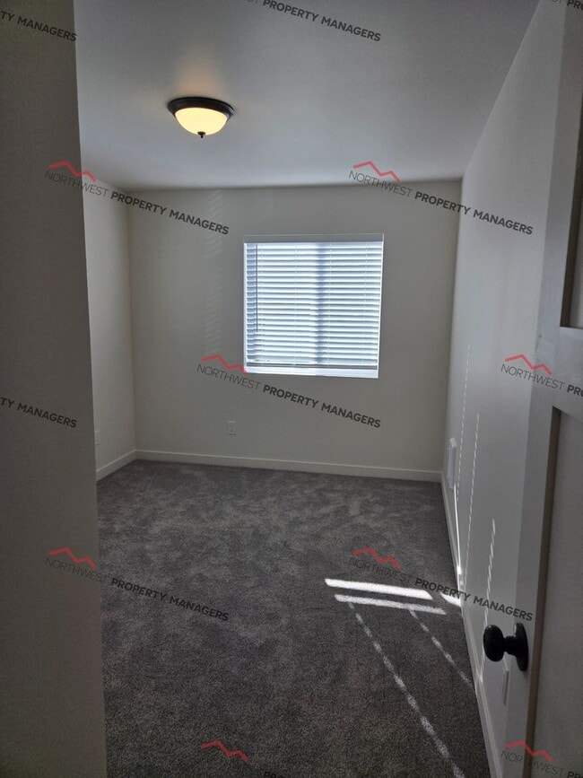 Building Photo - STATUS: AVAILABLE | R46| $2395