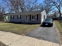 Building Photo - 3519 Roesner Dr