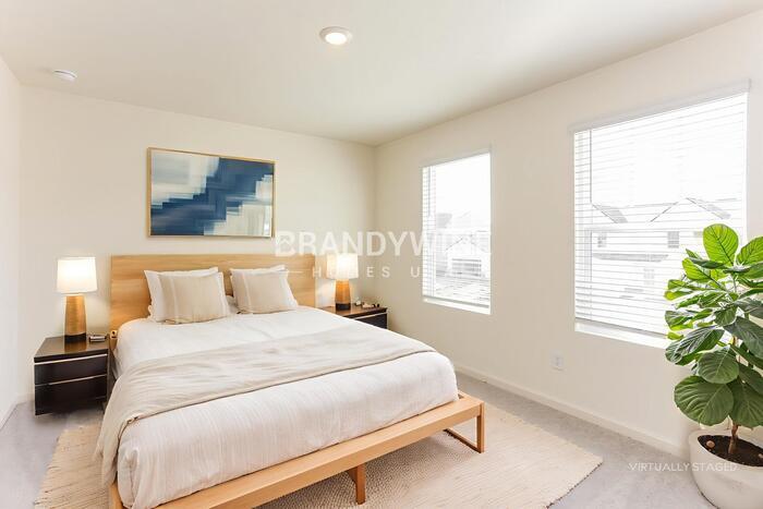 Building Photo - 93 Rowlett Pl