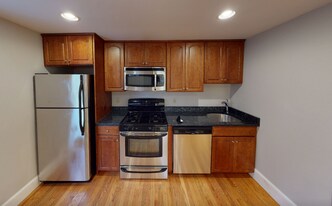 Building Photo - 434 Franklin St