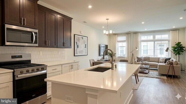 Building Photo - 18104 Donatello Dr