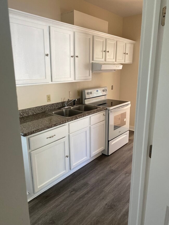 Building Photo - Beautiful 2/1 Cottage in Bay St. Louis, MS