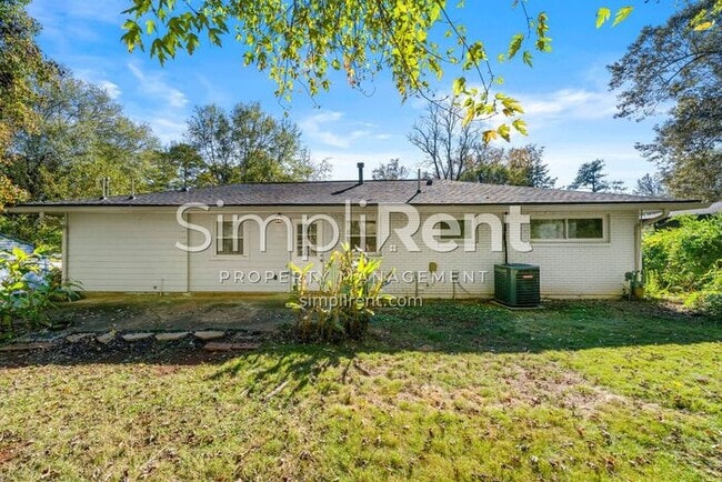 Building Photo - ALL NEW 4/2 HOME FOR RENT - 1st Month's Rent free with a 13 month lease!