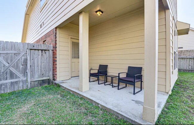 Building Photo - 15015 Winter Valley Ct