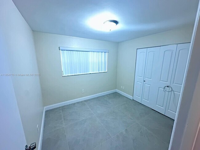 Building Photo - 11339 SW 71st Ln