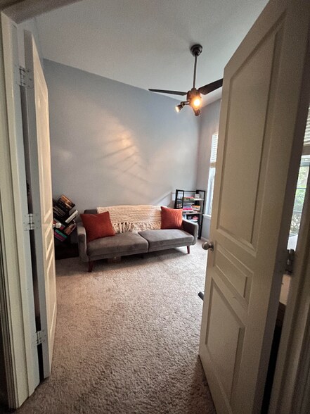 Building Photo - 1400 Granby St