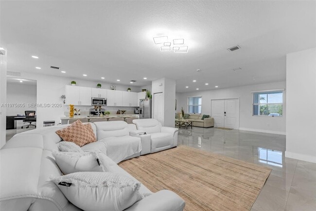 Building Photo - 19866 SW 320th St