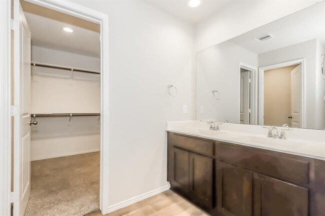 Building Photo - 1707 Brownwood Ridge Ct