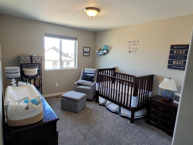 Building Photo - 10135 Thrive Ln