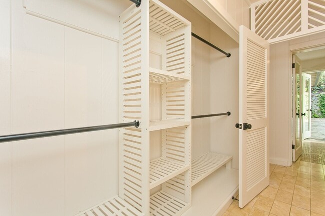 Building Photo - 3125 Huelani Pl