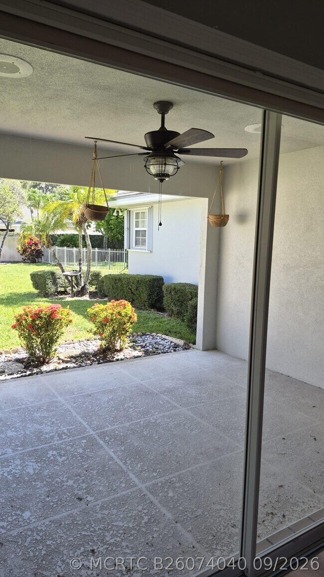 Building Photo - 4426 Lacey Oak Dr