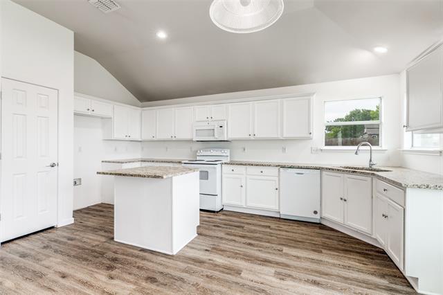 Building Photo - 311 Charleston Dr