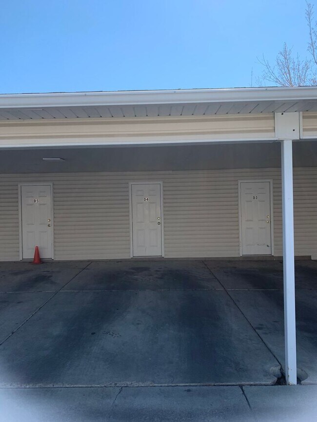 Building Photo - Move In This December & Get a $900 Gift Card! 2 Bed 2 Bath Condo for Rent in Ogden!