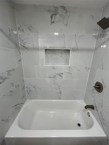 Building Photo - 6410 Lovett Ave