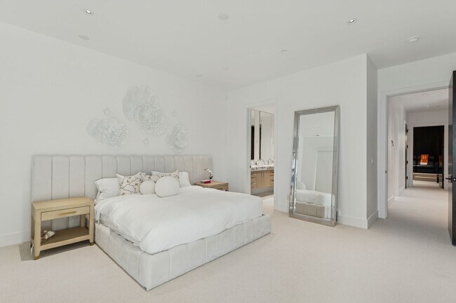 Building Photo - 3404 Wapiti Cyn Rd