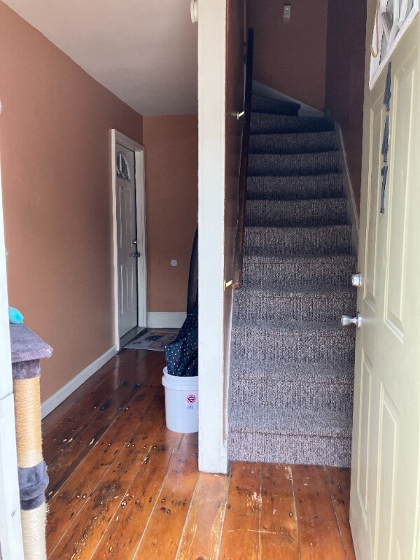 Building Photo - 447 3rd St