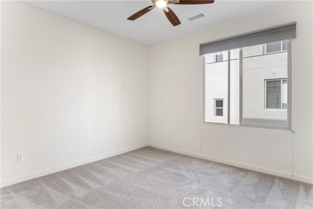 Building Photo - 5533 Palm Dr