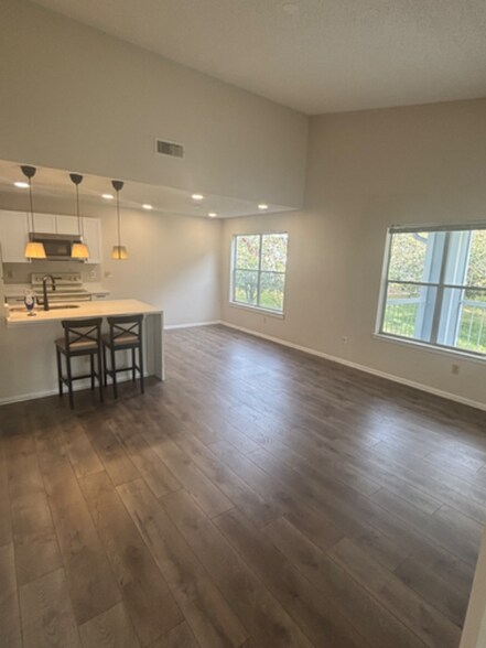 Building Photo - 732 Secret Harbor Ln