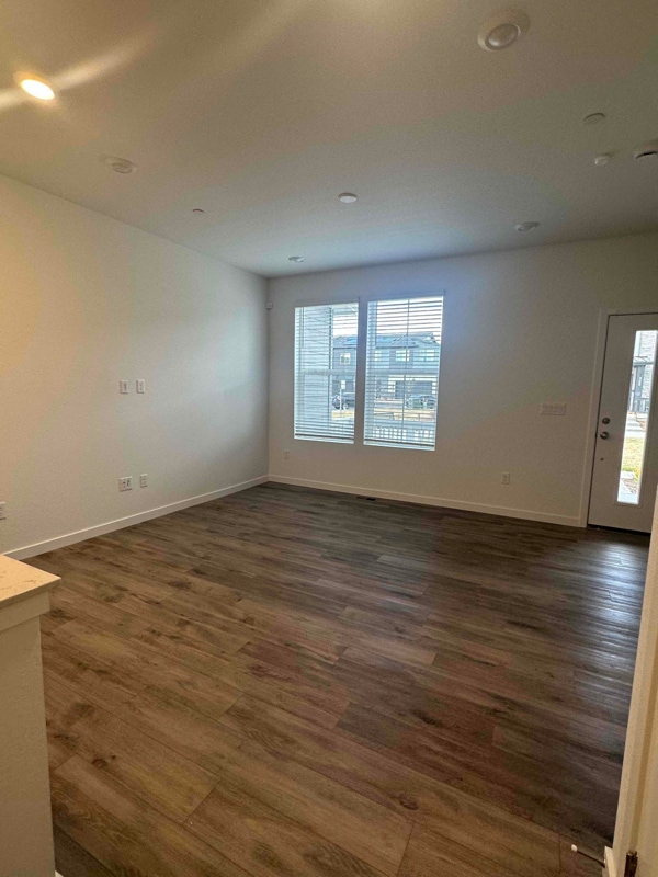 Building Photo - 5396 Euclid Dr