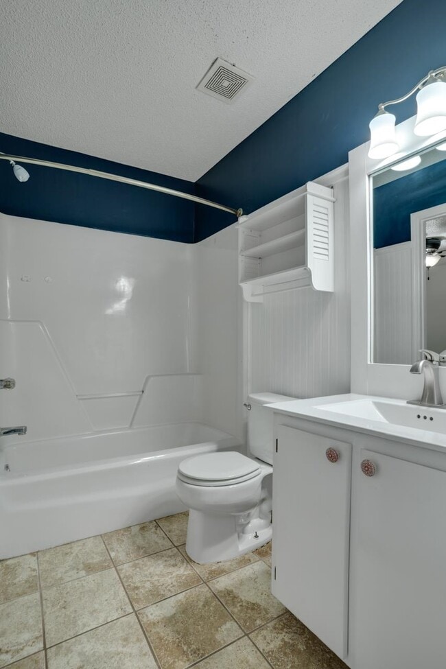 Building Photo - 4187 Silkbay Ct