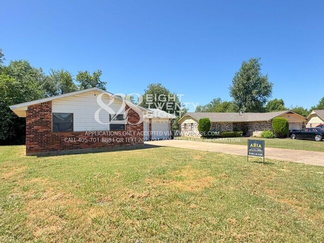 Building Photo - NICE 3 BED/1.5 BATH ON QUIET CUL-DE-SAC IN...