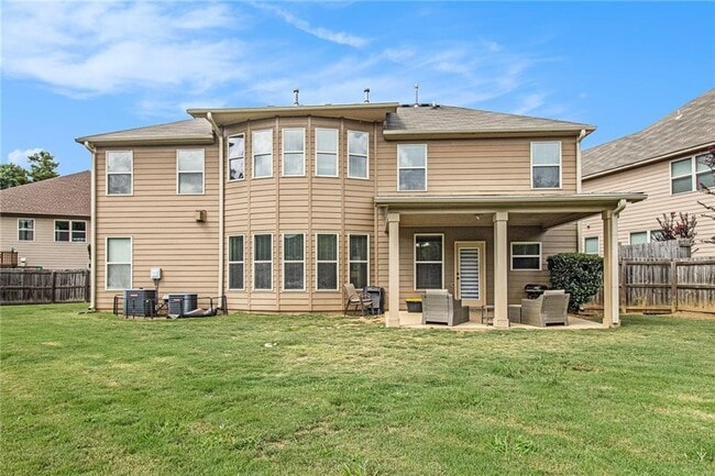 Building Photo - 2701 Blake Towers Ln