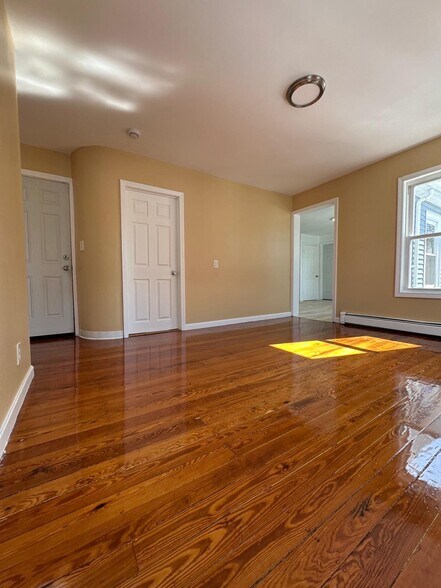 Building Photo - 80 5th Ave