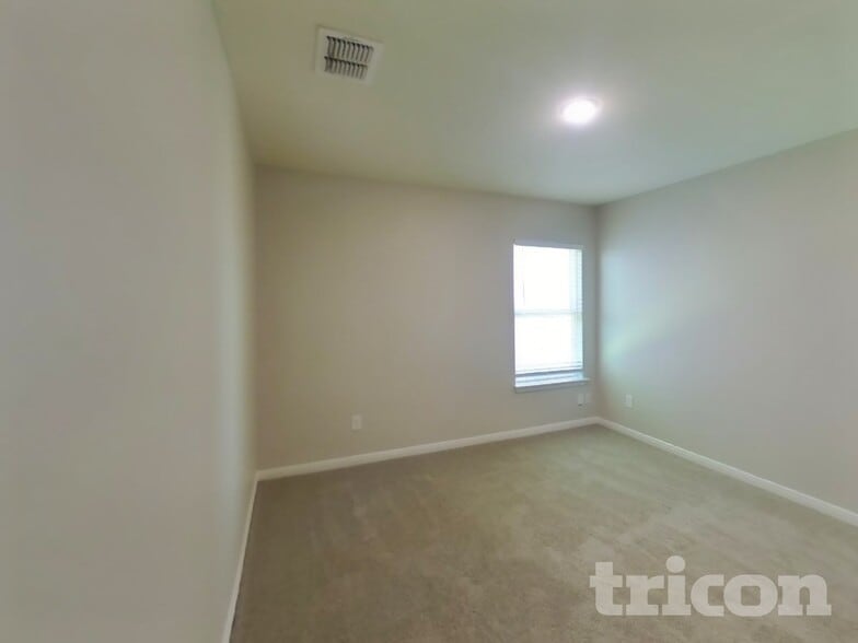 Building Photo - 715 Wonderland Trail