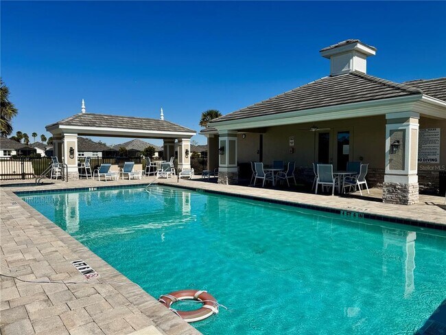 Building Photo - 2921 Trustee Ave