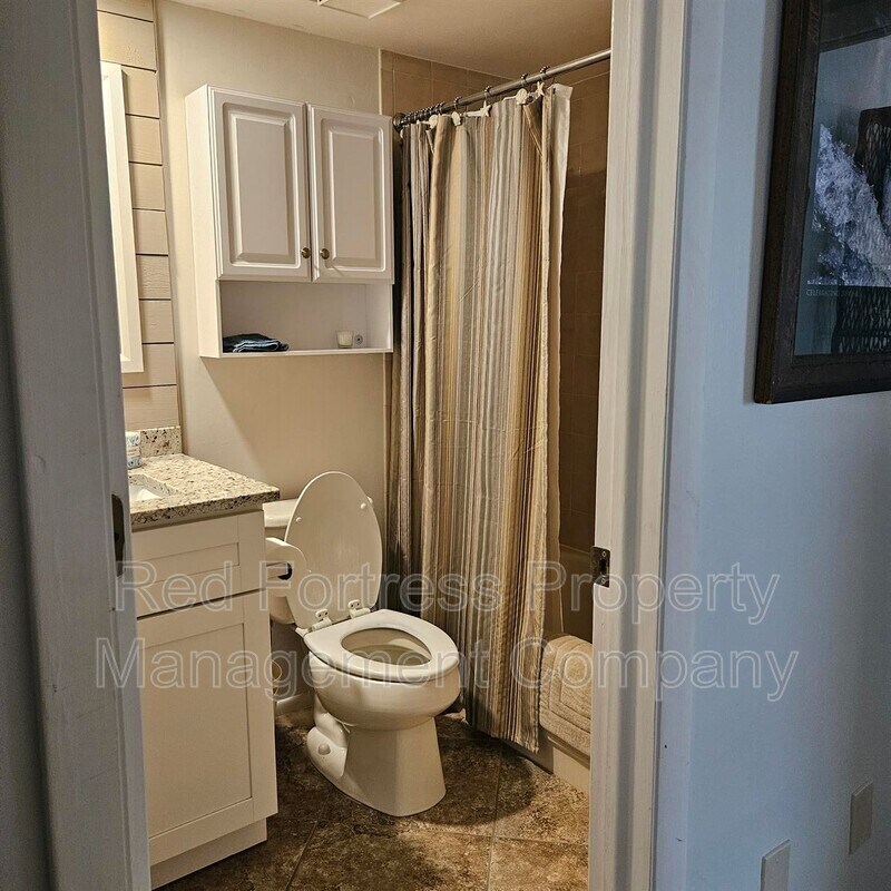 Building Photo - 5710 Trailwinds Dr