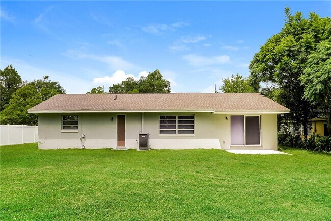 Building Photo - 1247 Kingston Ave