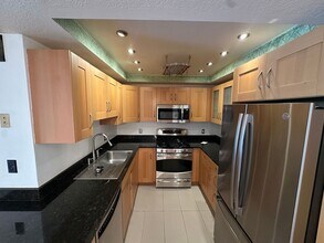 Building Photo - 2Bed/2Bath Corner Condo with Resort Amenities in Playa Del Rey