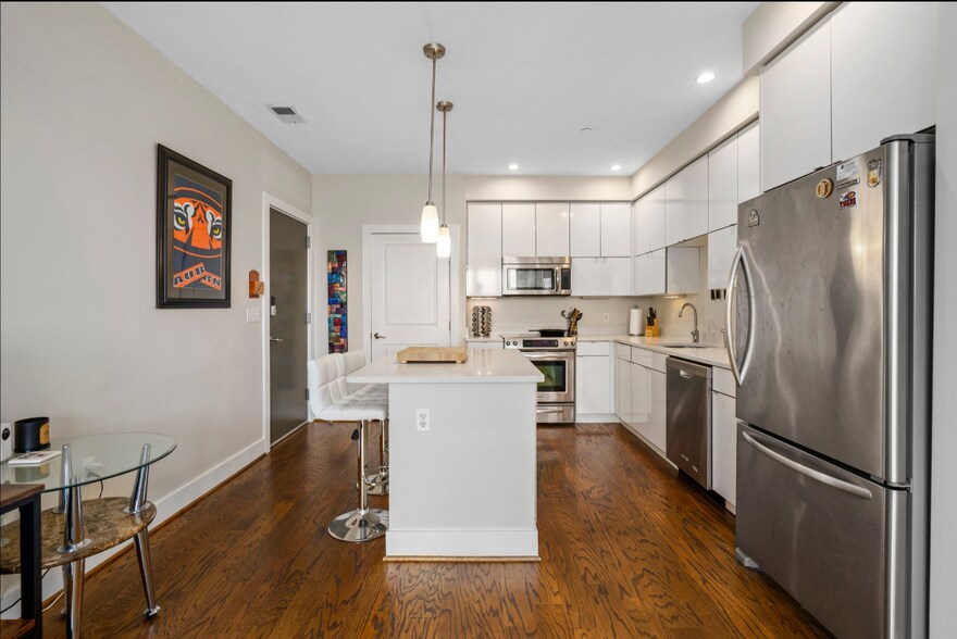 Building Photo - 2920 Georgia Ave NW