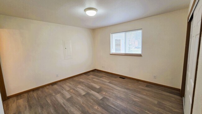 Building Photo - 2-Bed, 2-Bath, Single Level Home by Ponderosa Springs Golf Course in Coeur d'Alene