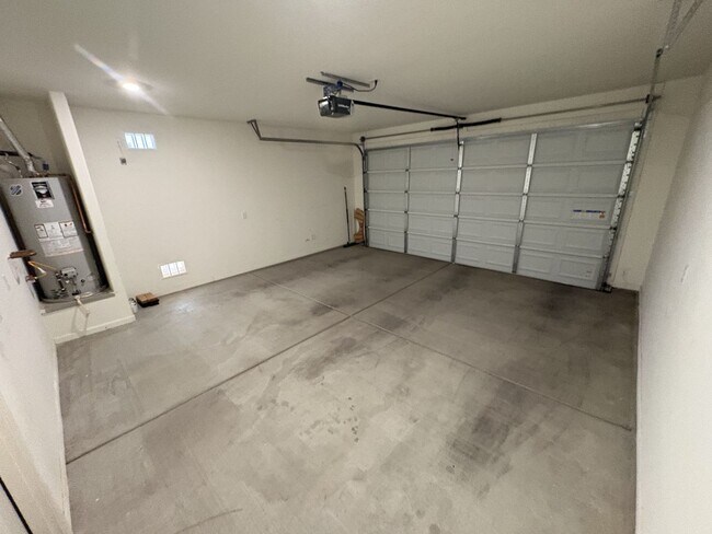 Building Photo - Four bedroom beauty in Star Valley