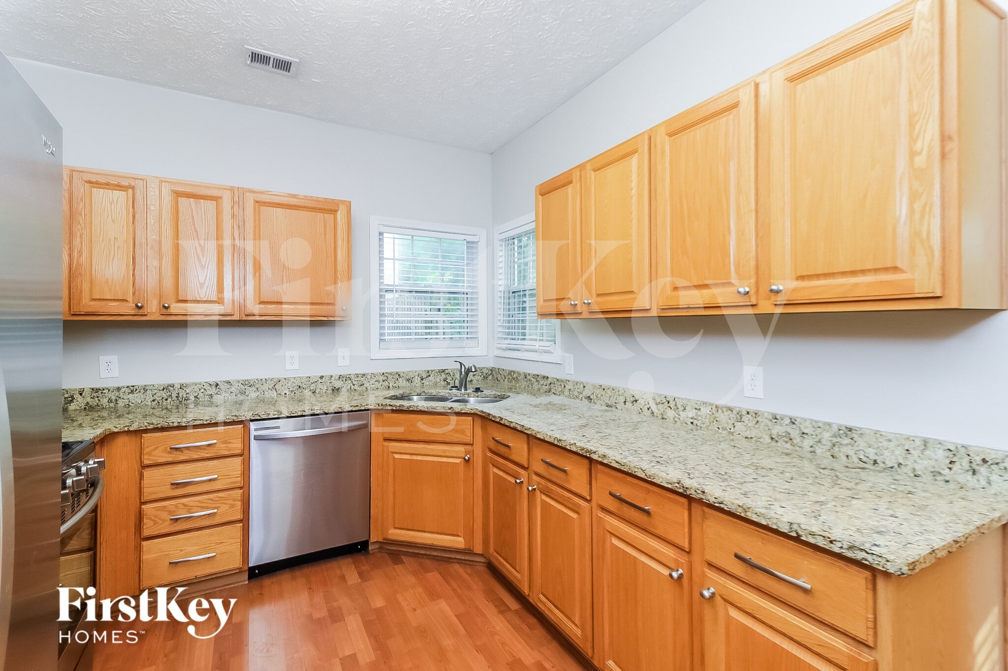 Building Photo - 115 Weatherstone Dr
